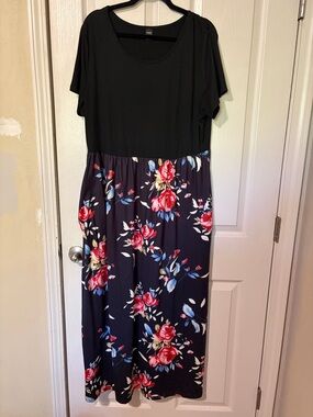 Women’s Black Top Navy Floral Maxi Dress